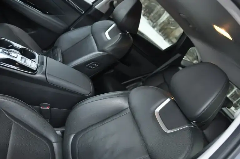 Hyundai tucson
Корейская сборка
Удлинённая версия
Безопасность целая
Стекла заводские
В заводском окрасе
• Год : 03/2021
• Двигатель : 2.0 (186 л. С. )
• : 8 Ступеней
• Пробег : 84т. Км
• Цвет : темно серый
• Привод : передний 2wd
Комплектация:
• Кожаный салон с перфорацией
• Подогревы и вентиляция сидений и руля
• Память сидений
• Под рулевые лепестки переключения передач
• Парктроники передние и задние
• Кнопка start/stop
• Двух зонный климат контроль
• Активный круиз контроль
• Без ключевой доступ keylessgo
• Авто складывание заркал
• Адаптивная led оптика, передняя и задняя
• Led туманки
• Камера заднего хода
• Диски r19
• Ходовые огни
• Электро ручник
• Система autohold
• Датчик смены полосы
• Дистроник
• Авто переключение ближнего/дальнего
• Датчик света
• Датчик контроля слепых зон
. Сигнализация star line, с меткой и мобильным приложением.
. Ambient lighting (контурная цветная подсветка салона)
. Видеорегистраторы 2шт. (перед, зад)
3.430
📞 Звоните: +7(959)3781111 - фотография - 4