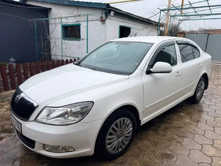 Продам skoda octavia а5 2011 год, рейстайлинг.
Автомобиль в хорошем состоянии.
- 1.6 Mpi
- Пробег 300 т. Км
- Коробка механика (работает идеально)
- Двигатель без посторонних звуков
- (Новая, вписанное в техпаспорт)
- Кондиционер
- Мультимедия android
- Задний патронник (новый)
- Автомобиль обслужен по регламенту
- Авто без вложений ❗️
- По птс один хозяин, документы чистые, без запретов, без штрафов, переоформление без проблем, можно сразу в мрэо
- В комплекте летняя резина + штатная магнитола
Цена: 950 000
Торг у капота
Осмотр мариуполь
Все вопросы по телефону:
+79497169681 - Александр
📞 Звоните: +7(949)7169681 - фотография - 2