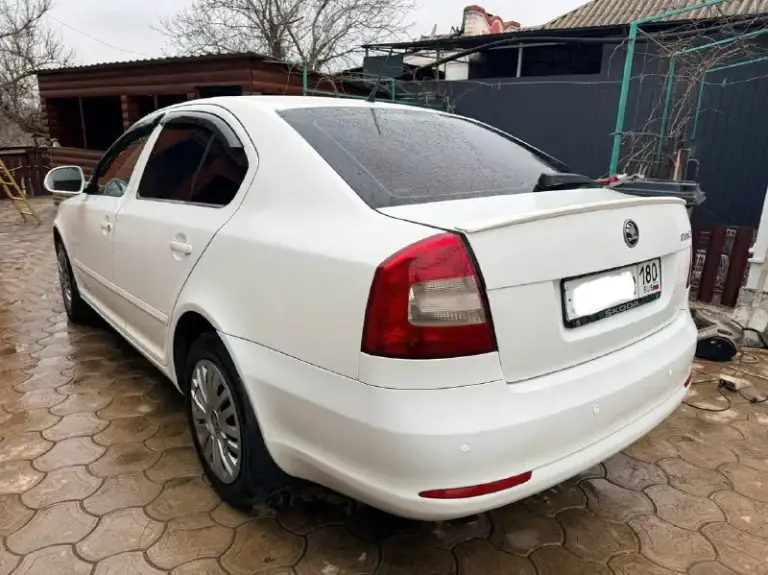 Продам skoda octavia а5 2011 год, рейстайлинг.
Автомобиль в хорошем состоянии.
- 1.6 Mpi
- Пробег 300 т. Км
- Коробка механика (работает идеально)
- Двигатель без посторонних звуков
- (Новая, вписанное в техпаспорт)
- Кондиционер
- Мультимедия android
- Задний патронник (новый)
- Автомобиль обслужен по регламенту
- Авто без вложений ❗️
- По птс один хозяин, документы чистые, без запретов, без штрафов, переоформление без проблем, можно сразу в мрэо
- В комплекте летняя резина + штатная магнитола
Цена: 950 000
Торг у капота
Осмотр мариуполь
Все вопросы по телефону:
+79497169681 - Александр
📞 Звоните: +7(949)7169681 - фотография - 5