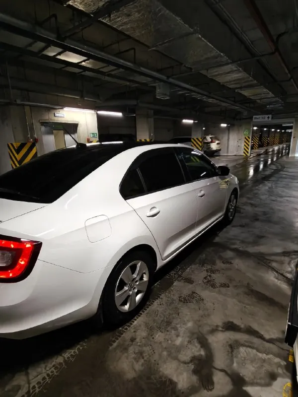 Цена. 670 000р
Skoda рапид 17 год
1.4 Робот
125Лс по паспорту.
Один хозяин
Пробег 152000
Полностью родной окрас
Обслуживание у дилера
Птс оригинал
Сцепление обслужено
Коробка stage 1(160лс)
Новые в круг тормоза
Новая подвеска замена на евро
Два комплекта колес
Два комплекта ключей
Без дтп, я второй хозяин.
Полностью обслужена!
89281889629
📞 Звоните: +7(928)1889629 - фотография - 3