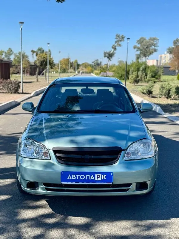 🐊 Chevrolet lacetti

💰Цена: 450 000р
🏢Город: мариуполь
📅Год выпуска: 2008
🧾Пробег: 276 365 км.
⚙️Двигатель: 1.6
⛽Топливо: бензин
⚙️Кпп: механика

📞 Телефон:

+7-949-727-41-51
+7-949-551-91-52
+7-989-263-55-56

💾 Описание:

🇰🇵 Корейская сборка

✅ Южная эксплуатация.
✅ Оригинальный пробег.
✅ Техническая часть на 5+

Двигатель едет шикарно, мкпп переключает плавно, сцепление и ходовая без нареканий.

❄️ Кондиционер холодит шикарно, гур, abs, электропакет, две подушки безопасности, музыка с usb.

Улица шевченко 269 - фотография - 2