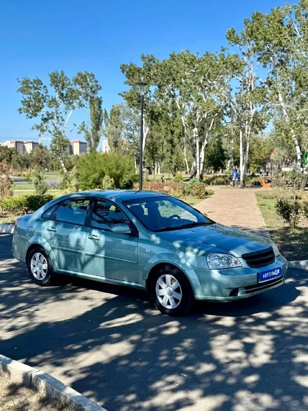 🐊 Chevrolet lacetti

💰Цена: 450 000р
🏢Город: мариуполь
📅Год выпуска: 2008
🧾Пробег: 276 365 км.
⚙️Двигатель: 1.6
⛽Топливо: бензин
⚙️Кпп: механика

📞 Телефон:

+7-949-727-41-51
+7-949-551-91-52
+7-989-263-55-56

💾 Описание:

🇰🇵 Корейская сборка

✅ Южная эксплуатация.
✅ Оригинальный пробег.
✅ Техническая часть на 5+

Двигатель едет шикарно, мкпп переключает плавно, сцепление и ходовая без нареканий.

❄️ Кондиционер холодит шикарно, гур, abs, электропакет, две подушки безопасности, музыка с usb.

Улица шевченко 269 - фотография - 3