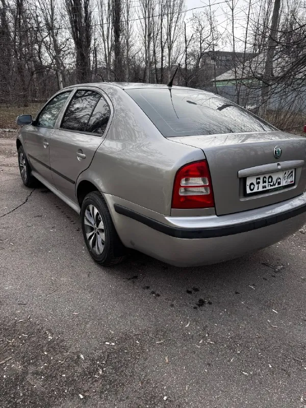 Продам skoda octavia tour 2008 1.6
Автомобиль в отличном состоянии без дефектов (гнили, коррозии, ржавчин. )
Двигатель работает отлично не дымит не троит
Коробка без нареканий
Ходовая часть вся перебрана без вложений
Днище пороги абсолютно целое без дыр и тд.
По электрике работает все.
Комплектация:кондиционер, усилитель руля (гур), центральный замок, остекление все родные,
Птс оригинал, электрорегулируемые зеркала, обогрев зеркал, передние электростеклоподъёмники,
Регулировка рулевой колонки, регулировка сидений по высоте.
Очень вместительный багажник, подушки безопасности airbag.
Документы в порядке
Осмотр макеевка
Цена 575₽
+79493491565
.
📞 Звоните: +7(949)3491565 - фотография - 5
