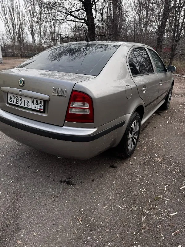 Продам skoda octavia tour 2008 1.6
Автомобиль в отличном состоянии без дефектов (гнили, коррозии, ржавчин. )
Двигатель работает отлично не дымит не троит
Коробка без нареканий
Ходовая часть вся перебрана без вложений
Днище пороги абсолютно целое без дыр и тд.
По электрике работает все.
Комплектация:кондиционер, усилитель руля (гур), центральный замок, остекление все родные,
Птс оригинал, электрорегулируемые зеркала, обогрев зеркал, передние электростеклоподъёмники,
Регулировка рулевой колонки, регулировка сидений по высоте.
Очень вместительный багажник, подушки безопасности airbag.
Документы в порядке
Осмотр макеевка
Цена 575₽
+79493491565
.
📞 Звоните: +7(949)3491565 - фотография - 6
