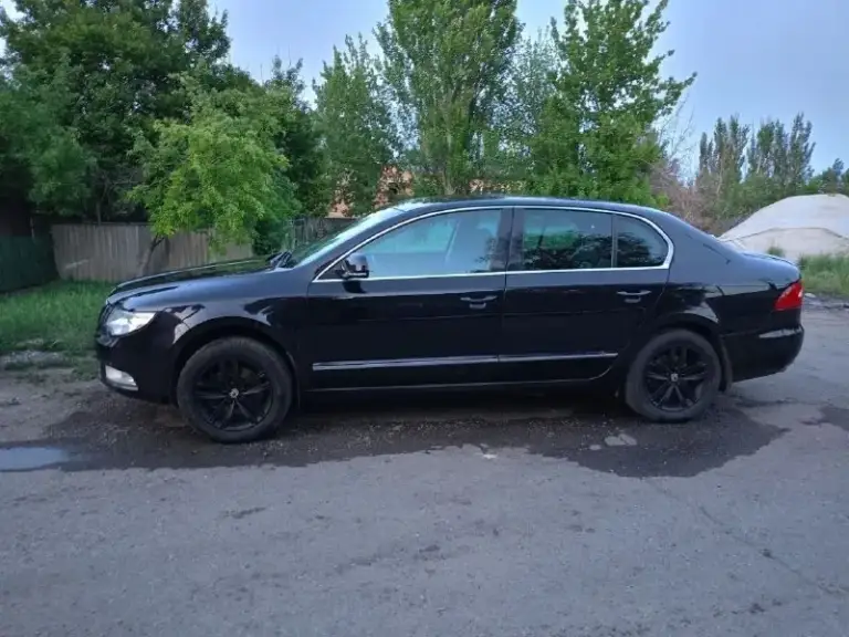 Skoda superb 2013
Автомат aisin
Птс оригинал
Производство чехия комплектация парктроники по кругу. Электро привод зеркал. Датчик света датчик дождя.
Электро привод сиденья с памятью. Комфортный семейный бизнес седан экономичный большой автомобиль с вместительным багажником. Музыка balero с экраном разьем sd карты aux bluetooth 8 динамиков сидиченджер на 6 дисков. Вложений не требует. По кузову и техника в идеальном состоянии. Цена 1050.000 +79493139389
📞 Звоните: +7(949)3139389 - фотография - 4