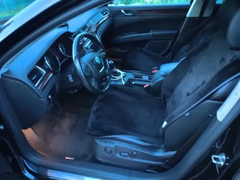 Skoda superb 2013
Автомат aisin
Птс оригинал
Производство чехия комплектация парктроники по кругу. Электро привод зеркал. Датчик света датчик дождя.
Электро привод сиденья с памятью. Комфортный семейный бизнес седан экономичный большой автомобиль с вместительным багажником. Музыка balero с экраном разьем sd карты aux bluetooth 8 динамиков сидиченджер на 6 дисков. Вложений не требует. По кузову и техника в идеальном состоянии. Цена 1050.000 +79493139389
📞 Звоните: +7(949)3139389 - фотография - 7