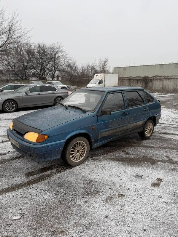 Продам срочно ваз 2114 2005 года выпуска. Автомобиль в хорошем состоянии. Двигатель работает без нареканий, не троит, не дымит. Кпп работает хорошо. Установлена сигнализация. Хороший свет. Хорошая музыка. Автомобиль находится в г. Донецке. Цена 110 тыс. Рублей. Реальному покупателю торг. Тел. +79495339607, +79494458467
📞 🇷🇺 Звоните: +79495339607 - фотография - 4