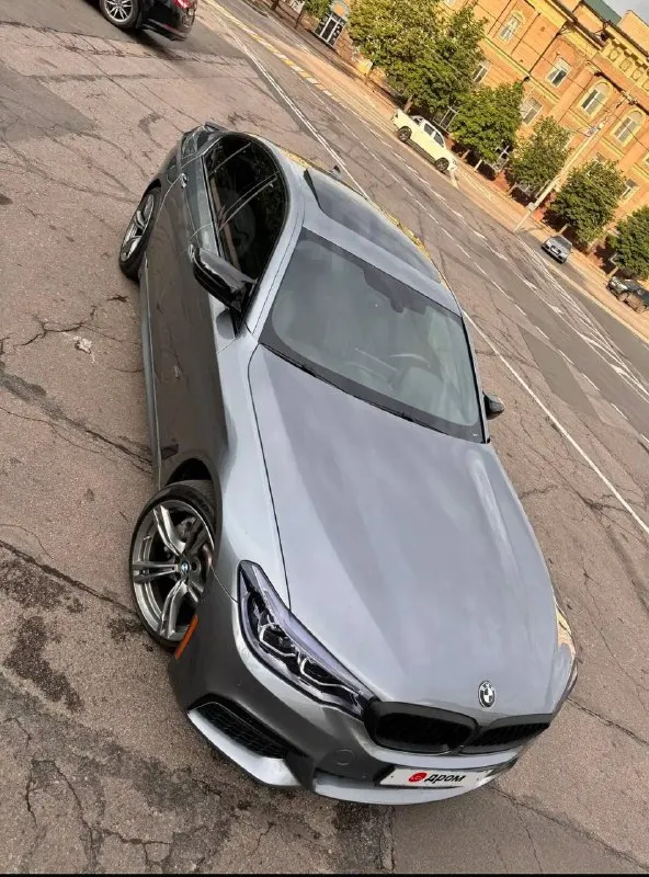 Bmw 540i g30
Bmw g30 2018 года

‼️Срочная продажа‼️
‼️Обмен не интересует‼️

💰3,600,000Р

Комплектация at executive✅
M performance с завода ✅
Аудиосистема "bower & wilkins" (самый топ)✅
Возможна продажа в кредит✅
3 Литра бензин ✅
Лучший ⛽️ b58 мотор ✅
98 Тыс км пробега ✅
Т. О полностью обслужена ✅
Комфортные сидения ✅
Активный свет ✅
Люк, музыка ✅
Под рулевые лепестки ✅
Без ключевой доступ ✅
Машина находится в г донецк
+7 949 332 28 34

@L2_rus - фотография - 5