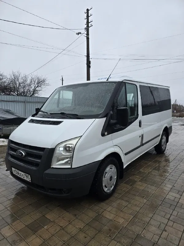 💶 Цена:1.400000р торг
📮 Город:комсомольское
🚘 Марка / модель: ford transit
📅 Год выпуска:2009
📊 Пробег:235000км
⛽ Двигатель (тип, объем, ): 2.2
🔧 Тип кпп:механика 5ст
📝 Описание:машина полностью в рабочем состоянии. Без масложора. Заводится в любой мороз без проблем. Летом установлен кондиционер на крыше. Автомобиль можно использовать как грузовой.2 комплекта колес на железных дисках. Категория в 8+1.установлен монитор, камера заднего вида. Цепь грм поменяна на 190т км, новая помпа, новый генератор. Переоформление без проблем. Один владелец в птс.
☎ Телефон:+79496140558(телеграм)
📞 Звоните: +7(949)6140558 - фотография - 2