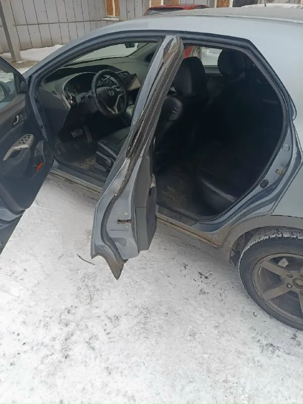 Honda цивик. 2008 г. В. 1.8 коробка робот. Авто на полном боевом ходу. Бензин газ двигатель контракт пробег 420к. Цена 600000.торг уместен. Т. +79493518982
📞 Звоните: +7(949)3518982 - фотография - 2
