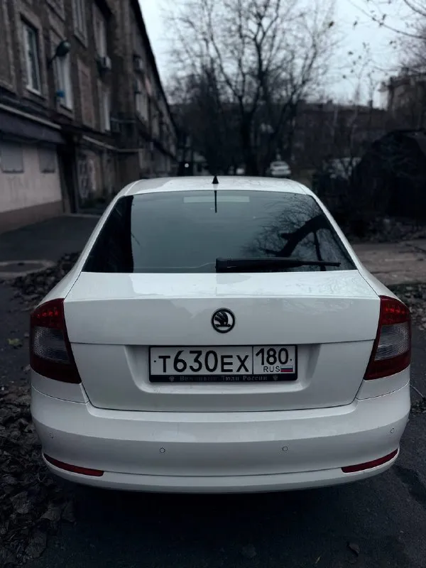 Пока есть интересующий меня авто, продаю свой
Октавия а5 1,8 tsi на акпп aisin
Вложений никаких не требует
Техничка в идеале, ни на чем не экономил, все сделано
Турбина сухая дует как надо, тнвд с генератором на днях поменяны, течей никаких нет, расхода масла нет
Форсунки чистились под высоким давлением
Коробку обслужил, все отлично, ни затупок, ни пинков, все четко
По машине ни одной ошибки, кроме лампочек туманок
Комплектация предмаксималка, адаптивные фары, подогревы сидений, заднего дивана, мультируль, климат-контроль, круиз-контроль, много чего, весь жир
В данный момент стоят биледы с адаптацией, только сделал, но есть другие оригинальные фары, в сток виде
Много чего могу рассказать по машине
Родной пробег 217к
1.1, Хорошим людям хороший торг
+79787051015 - фотография - 2
