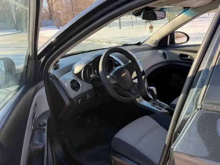 В продаже chevrolet cruze 2013 года
Идеальное состояние, не требует никаких вложений как по технике так и по кузову. 2 владельца. Пробег 180.000 км
Самый надёжный 1.6 бензин, работает отлично! Не троит и не дымит. Коробка автомат, переключает идеально, не пинается. Ходовая обслужена!
Возможен обмен и продажа в кредит!
Осмотр донецк
Цена 830.000 ₽, торг быстрому покупателю
☎️ +7 (949) 628-72-17
📞 Звоните: +7(949)6287217 - фотография - 9