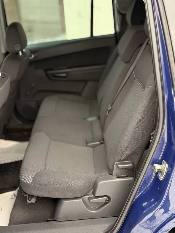 🛻Opel zafira b. Минивэн
💰Цена - 740.000 торг обмен
🌍 Город - мариуполь
📆 Год выпуска - 2010
🛞Пробег - 206.000
⛽️Топливо - дизель
⚙️Модификация- 1.9
📦Кпп - автомат-айсин
📞+79495000534

Opel zafira b рестайлинговый автомобиль обслужены вложений не требует по кузову нареканий нет как на фото мотор работает отлично не дымит от слова совсем не на холодную и не на горячую
Автомат ведёт себя отлично нету никаких пинков не рывков по ходовой части нареканий нету
Автомобиль прошел то докуме. .. 85.png')">✅
Датчик дождя датчик света ✅
4 Эл. Подъемника ✅
Подушки безопасности✅
Эл. Регулировка зеркал✅
Парктроник✅
Бортовой компьютер✅
Мультируль✅
Обогрев сидений✅
Электрообогрев боковых зеркал✅
Хорошие аудиосистема✅
3️⃣Режима коробки обычный зимний sport ✅ - фотография - 9
