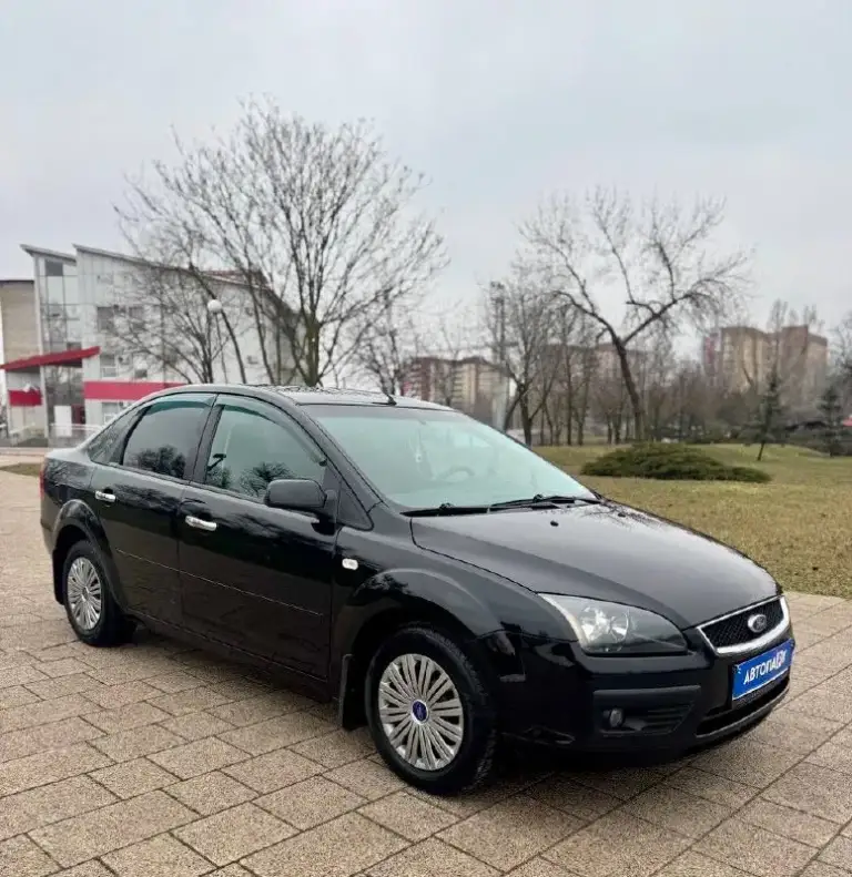 ⬛️ Ford focus ll

💰Цена: 570 000р
🏢Город: мариуполь
📅Год выпуска: 2006
🧾Пробег: 168 649км.
⚙️Двигатель: 1.8
⛽Топливо: бензин
⚙️Кпп: механика

📞Телефон:

+7-949-727-41-51
+7-989-263-55-56
+7-949-713-18-14

💾 Описание:

Ford focus ii sedan – проверенный выбор для тех, кто ценит надёжность и практичность в каждом километре пути. Модель сочетает в себе проверенный 1,8-литровый бензиновый агрегат мощностью 125 л. С. И лёгкую переднеприводную платформу, что делает её идеальной для городской жизни и дальних поездок без лишних затрат.

✅ 2 Владельца, птс оригинал

✅ Родная краска

✅ Оригинальный пробег

Комплектация:
Климат контроль, подогрев сидений, электропакет, abs, airbag, гидроусилитель руля, сигнализация, птф.

Улица шевченко 269

🏦 Возможна продажа в кредит по двум документам. - фотография - 3