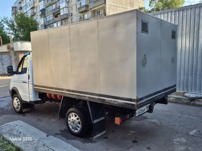 Продам газель хлебный фургон.
2008 Год. 405
Газ метан, хорошее состояние.
Зимняя резина
Цена 550 000 р.
Донецк, текстильщик
+79493616963
📲 Tg: @r_u_s_773
📞 Звоните: +7(949)3616963 - фотография - 5