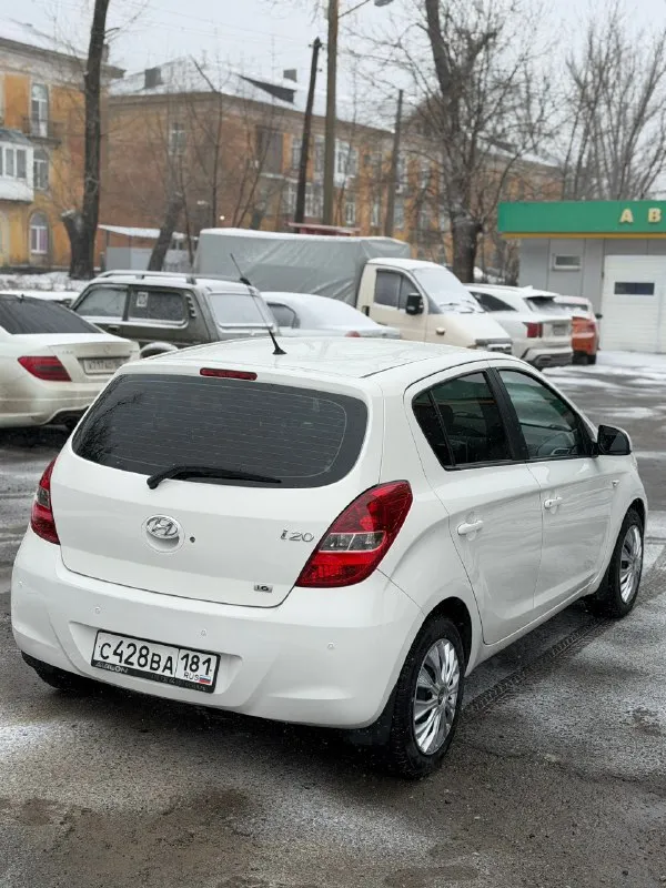 Hyundai i20 1.6 автомат
Цена 860💰тыс. Руб, торг после осмотра.
2012 Год выпуска, для своих лет в идеальном состоянии.
1 Хозяин за всю историю эксплуатацию, автомобиль был куплен при украине.
Автотека изумительная ✅
Без единого дтп за всю жизнь.
Пробег 210 тыс. Родной, любые проверки, подтвержден автотекой.
Двигатель работает идеально, масло не берет.
По коробке вопросов нет, переключает плавно, без пинков и рывков.
По электрике все работает, климат дует-заправлен.
Стоит сигнализация двухсторонняя.
Два комплекта резины.
Делать по автомобилю ничего не надо.
Г. Макеевка, связь +79494012032

📞 Звоните: +7(949)4012032 - фотография - 4