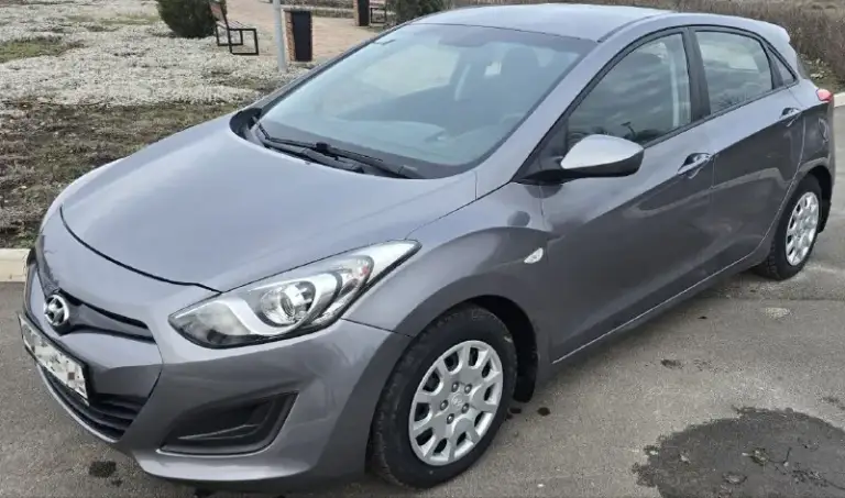 Продам hyundai i30 2014 года.
Машина в отличном сострянии.
Один хозяин по птс
Механика (шестиступенчатая)
Родной пробег 126 тыс.
Зеленая автотека.
Комплектация:
4 Стеклоподъемника
▫️Подогрев сидений
▫️Парктоник
▫️Мульти руль
▫️Ксенон
▫️Датчики света
▫️Абс
▫️Сервисная книжка
Звонмте спрашивайте торг.
Цена: 950.000₽
Тел +79494999745
📲 Tg: оксана
📞 Звоните: +7(949)4999745 - фотография - 2