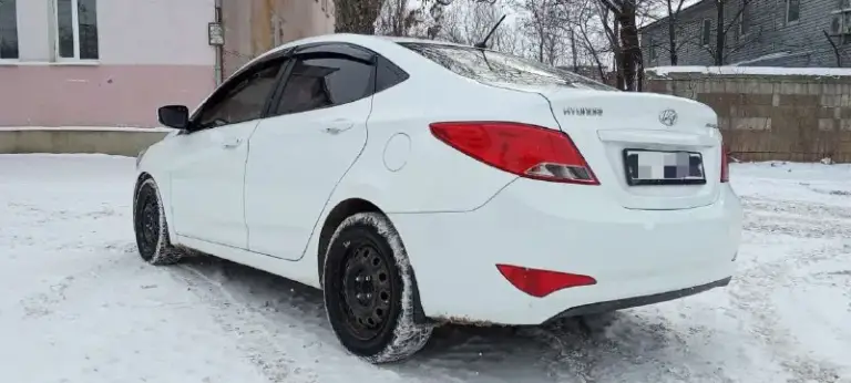 Hyundai solaris (hyundai солярис), 2015 г. В. Пробег 191 тыс. Коробка: автомат. Комплектация: -климат-контроль, - мультируль, - системы безопасности вождения, - 4 электростеклоподъемника, - сигнализация с автозапуском, два комплекта ключей, – светодиодные дневные ходовые огни, - повторители поворотников в зеркалах. Масло не есть, ход мягкий. Свежие тормозные колодки и аккумулятор, недавно поменял масло. Вложений не требует. Цена: 865 тыс. Рублей (обоснованный торг у капота). Осмотр в г. Донецке, ворошиловский район 89495749646
📞 Звоните: +7(949)5749646 - фотография - 5