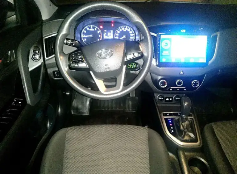 Продам hyundai creta, 2016г(декабрь), автомат, 160т. Км. Двигатель 1.6. Бензин. Без дтп. Все стекла родные включая лобовое.
Авто обслуживался только на специалезированном сервисе. Вложений не требует никаких.
Надёжный двигатель работает отлично. Не дымит, масло не ест совсем. Динамика хорошая, расход по трассе 6л, по городу 8,5л.
Коробка автомат работает без пинков, переключает плавно.
Ходовая обслужена. Зимняя резина. Вложений абсолютно не каких не требует!!!
Салон чистый, ухоженный, без царапин.
Комплектация: помощь спуска/подъема с горы, подогрев сидений, подогрев зеркал зоны дворников, мультируль, сенсорная мультимедия, камера заднего вида, парктроники и т. Д.
Цена 1.480р.   +79493942013
📲 Tg: сергей
📞 Звоните: +7(949)3942013 - фотография - 9