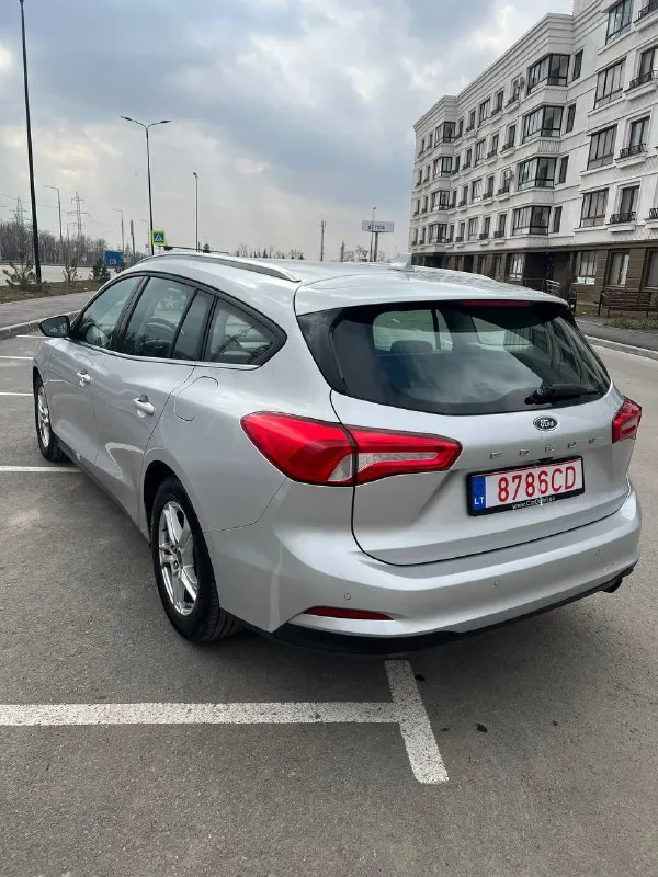Ford фокус 2020 год выпуска. Двигатель 1.5, 120 л. С. Надежный 8-ступенчатый полноценный автомат (gm) технически идеален. В родном окрасе. Салон чистый не для курящих. Все работает. Адаптивный круиз, удержание в на полосе. Без пробега по рф. Автомобиль растоможен, купивший будет первым собственником в🇷🇺. Цена 1 750 000 ₽. Тел. +79497091912
📲 Tg: илья
📞 Звоните: +7(949)7091912 - фотография - 3