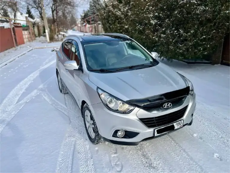 Продам hyundai ix35 sls!
Авто в отличнейшем состоянии!
# 2.0 Бензин
Пробег 204.000т. С к. М
Год 2011
Кпп автомат
Привод полный
Полностью обслужена в плоть до шлицов полного привода, и панарамы!
# В идеальном состоянии без задиров и т. Д
Комплектации максимальная !
Панорамная крыша
Без ключевой доступ
Запуск мотора с кнопки start-stop
Салон полностью кожаный родной
Заменена музыка на hannibal sounds
6 Колонок сабвуфер в штатном месте
Камера заднего вида fullhd
Парктроники
Gps навигация днр добавлено))
Hand free bluetooth с управлением на руле
Круиз контроль
Спуск с горы
Блокировка дифа
Датчик света дождя
4 Зоны обогрева сидений
2Х зонный климат
Сигнализация gsm
С автозапуском!
Два комплекта резины !
Местный учет хоз !
Осмотр г. Донецк центр пересечения ильича-шевченко
Цена 1.380.000 т. С руб.
Хороший торг !
+ 7 949 590 5326
📲 Tg: sss$
📞 +7(949)5905326
📲 Tg: sss$
📞 Звоните: +7(949)5905326 - фотография - 1