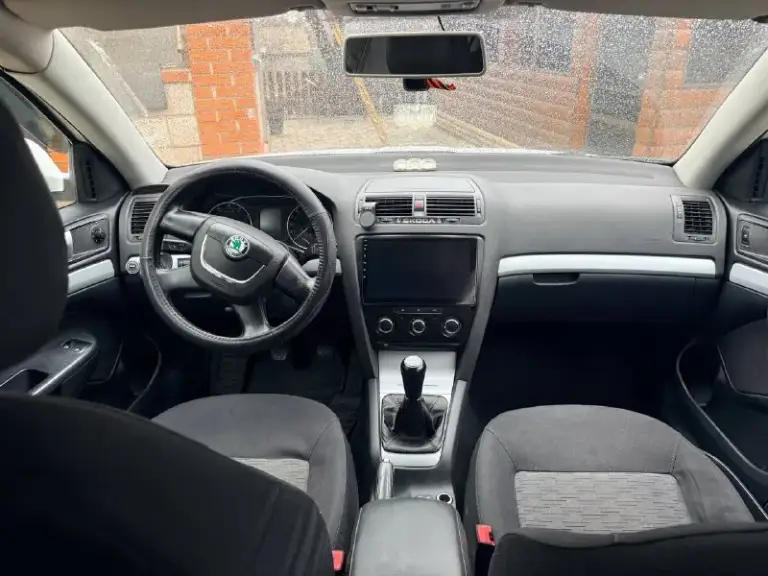 Продам skoda octavia а5 2011 год, рейстайлинг.
Автомобиль в хорошем состоянии.
- Мотор 1.6 mpi
- Пробег 300 т. Км
- Коробка механика (работает идеально)
- Двигатель без посторонних звуков
- Гбо (новая, вписанное в техпаспорт)
- Кондиционер
- Мультимедия android
- Задний патронник (новый)
- Автомобиль обслужен по регламенту
- Авто без вложений ❗️
- По птс один хозяин, документы чистые, без запретов, без штрафов, переоформление без проблем, можно сразу в мрэо
- В комплекте летняя резина + штатная магнитола
Цена: 750 000
Торг у капота
Осмотр мариуполь
Все вопросы по телефону:
+79497169681 - Александр - фотография - 6