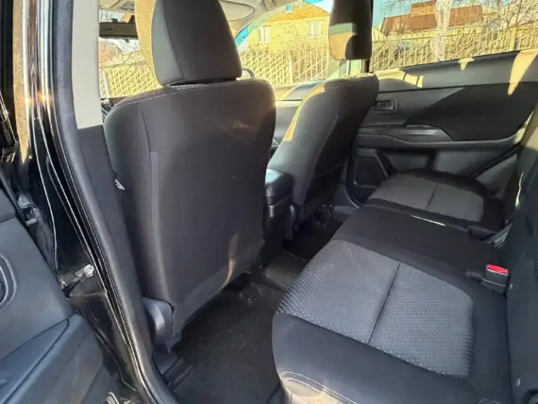 В продаже mitsubishi outlander 2017 года выпуска!
Автомобиль на бензиновом моторе объемом 2.0 литра, работает идеально без каких либо посторонних шумов, в отличном состоянии без каких либо дефектов!
Автомобиль в красивом черном цвете на красивых дисках без внимания не остается, стоит дорогой андроид магнитофо.
Юридически абсолютно чистый автомобиль, возможна продажа в кредит также рассмотрю ваши предложения на обмен.
Осмотр донецк
Цена: 1.580.000₽, торг быстрому покупателю
☎️ +7 (949) 628-72-17
📞 Звоните: +7(949)6287217 - фотография - 10