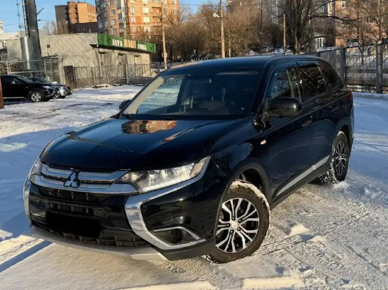 В продаже mitsubishi outlander 2017 года выпуска!
Автомобиль на бензиновом моторе объемом 2.0 литра, работает идеально без каких либо посторонних шумов, в отличном состоянии без каких либо дефектов!
Автомобиль в красивом черном цвете на красивых дисках без внимания не остается, стоит дорогой андроид магнитофо.
Юридически абсолютно чистый автомобиль, возможна продажа в кредит также рассмотрю ваши предложения на обмен.
Осмотр донецк
Цена: 1.580.000₽, торг быстрому покупателю
☎️ +7 (949) 628-72-17
📞 Звоните: +7(949)6287217 - фотография - 4