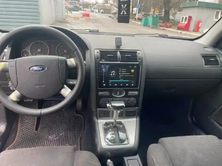 Продам надежный автомобиль проверенный временем ford mondeo 2003 года выпуска.
2.0 Бензин самый надежный мотор, коробка автомат работает без пинков и рывков !!!
Автомобиль в хорошем состоянии как по технике и по косметике !
По кузову все целое !
Комплектация: гур, климат контроль, 4 стеклоподъемника, подогрев сидений, электропривод сидений, обогрев переднего и заднего стекла, электрозеркала, установлена хорошая android магнитола.
Авто с полным переоформлением в мрэо.
Цена 440 тыс. Руб. Хороший торг у капота автомобиля !!!
Номер телефона +79497037448
+79497037448
Осмотр г. Макеевка.
📞 Звоните: +7(949)7037448 - фотография - 6