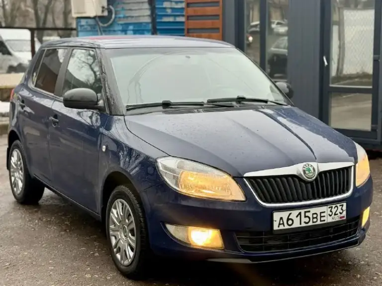 💶 Цена:690.000
📮 Город:донецк
🚘 Марка / модель:skoda fabia 2(рестайлинг)
📅 Год выпуска:2011
📊 Пробег:200000км
⛽ Двигатель (тип, объем, ):бензин 1.6
🔧 Тип кпп:автомат
📝 Описание:техосмотр пройден. Два ключа. Оригинальный птс. Кондиционер работает. Новая зимняя резина. Готовы на любые проверки. Полностью обслужена. Переоформление без проблем. Возможна продажа в кредит.
☎ Контактный телефон:+79495001160 - фотография - 2