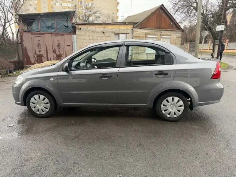 Продам chevrolet aveo
2008 Года
В отличном состоянии, корейская сборка.
Родной пробег 104 тысяч.
В дтп не участвовал, птс оригинал, корозии нет от слова совсем, двигатель просто шепчет.
Стекла все заводские включая лобовое, кузов полностью в родном окрасе, два комплекта ключей.
Цена:610тыс торг!

+79493835274 - фотография - 5