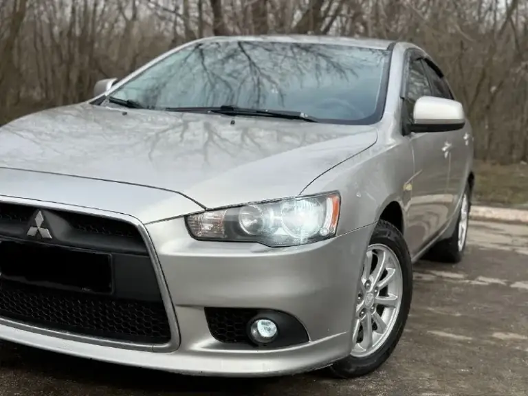Mitsubishi lancer x 2012 год
Мотор 1.6 коробка автомат.
Родной пробег 135 тыс км.
Автомобиль в хорошем состоянии.
Мотор работает отлично. Акпп также в штатном режиме.
Все стекла родные.
Комплектация: 4 эсп, кондиционер, мультируль, установлена магнитола с камерой заднего вида, сигнализация, подогревы передних сидений.
Из последнего меняли: амортизаторы( перед, зад), термостат, масло в акпп.
Документы в порядке. Полное переоформление.
Цена: 950 тыс
+79495064409 - фотография - 4