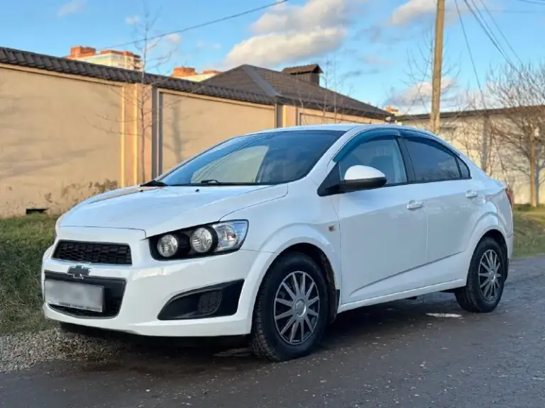 Продам chevrolet aveo т300
Год выпуска: 2013
Объем: 1,6 бензин, механика.
Пробег: 150 тыс. Км.
✅ Полностью в родном окрасе.
✅ Стекла все родные, включая лобовое.
✅ Автомобиль без рыжиков, кузов и днище без гнили.
На автомобиль времени и средств не жалели. Обслужен полностью, проведено много работ.
Из последних замен. Комплект грм. Замена радиатора. Замена подушек двигателя. Перебрана ходовая. И колодки.
, Коробка - без каких-либо нареканий. Подвеска идеальная, без стуков. Все работает как и должно.
Просторный, комфортный автомобиль, с приятным расходом топлива.
✅ 2 Ключа. Сервисные книги.
Машиной будете довольны. Работает каждая кнопочка.
Цена: 680 ₽ торг.
+7-949-813-10-44
По всем вопросам звоните.
Нахожусь в донецке.

📞 Звоните: +7(949)8131044 - фотография - 2