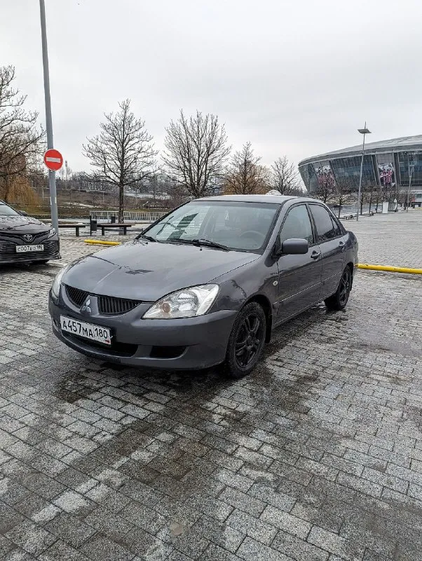 Mitsubishi lancer ix, 2005г. , 1,6л.
Цена: 345000р. Торг
✅Я собственник (оформлена на меня)
✅Японская сборка, двигатель простейших и надёжный 4g18, 1,6л. Бензин (218т. Км. ), коробка механика.
✅Комплектация: 4эсп, гур, электрорегулировка+подогрев зеркал, подогрев передних сидений, кондиционер, airbag водитель+ пассажир и т. Д.
✅Состояние: двигатель обслужен (не дымит, не троит, обороты не плавают), ходовка перебирались год назад (стойки пер, сайлентблоки, наконечники) в хорошем состоянии, коробка- без проблем. По кузову: арки, крылья, стаканы, пороги, лонжероны, дно - всё на месте, ничего не варилось. Выглядит очень неплохо.
❗По запросу отправляю видео обзор❗
Зимняя резина nokian 2025г. , также есть летняя резина (по договоренности).
Все интересующие вопросы при встрече или по телефону
+79496415133 Донецк, калининский район - фотография - 4