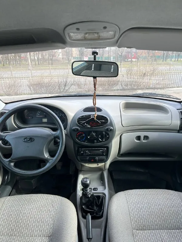Продам lada kalina
Пробег - 152 тысячи
Год - 2011
Авто в хорошем состоянии, двигатель работает отлично, коробка без каких либо нареканий!
Салон в идеальном состоянии, по электрике работает абсолютно всё!
Кузов ровный, авто выглядит в жизни, так как на фото.
Дно, стаканы завод!
Пробег родной!
Документы в полном порядке.
Осмотр г. Мариуполь
Цена - 320 тысяч рублей.
Тел. +79494970042 - фотография - 7