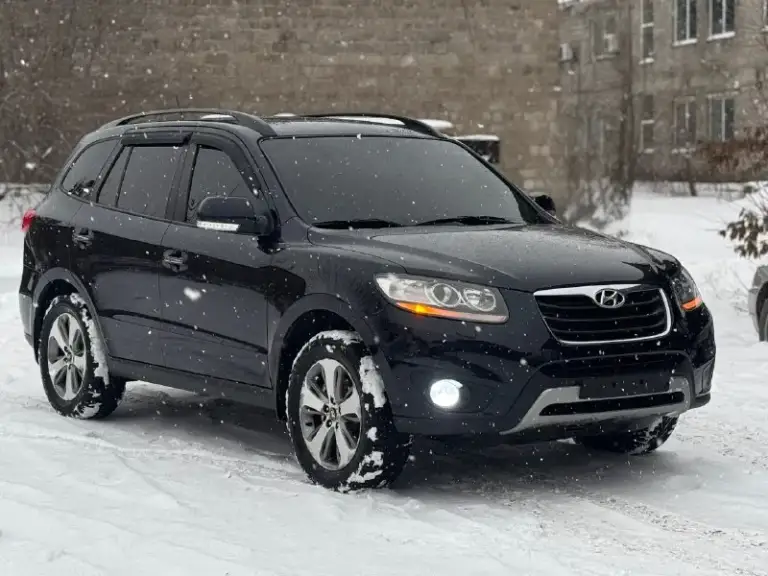Hyundai santa fe рестайлинг,2011 г. ,двигатель 2.4,родной пробег 255т. Км, установлено гбо фирмы brc, коробка 6ст. Автомат и полный привод с блокировкой, корейская сборка, максимальная комплектация, помощь при спуске с горы, бесключевой доступ, круиз контроль и 2-х зонный климат, камера заднего вида, парктроник, датчик света, салон в отличном состоянии, по кузову без дтп, есть 2 окраса остальное в заводе,2 хозяина, все работает, ошибок нет,2 ключа, переоформление без проблем.
💰Цена-1 230 000р
🌐 Г. Донецк
☎Звоните+79493162361
📞 🇷🇺 Звоните: +79493162361 - фотография - 1