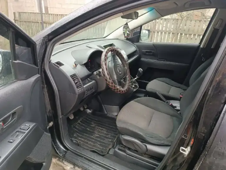 Продам mazda 5, 2008 г. В.
Объем 1.8 бензин, мкп
В авто все работает, крутится, каждый день на ходу. Хороший вариант для работы или большой семьи. Любые проверки за ваш счет.
Цена: 600 000 рублей, минимальный торг, рассмотрю варианты обмена.
Связь: звонки или тг, м. Т. +79493201791,+79043408336 - фотография - 4