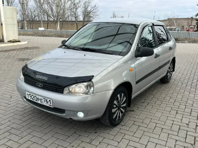Продам ваз калину в кузове седан.
Ваз 1118
Ваз kalina
Кому как удобно)
Автомобиль в отличном состоянии, двигатель 16-клапанный, работает ровно, масло не берёт.
Ходовая мягкая как мячик.
Кузов в хорошем состоянии никогда не требовал сварки и ей не подвергался, за машиной следили обрабатывали, и не запускали.
Кондиционер работает, радиатор печки новый, грм поменял вместе с помпой( можем открыть и увидеть все своими глазами).
Подогревы сидений так же жарят, обогрев заднего стекла работает вместе с обогревом зеркал.
Работают все лампочки, каждая кнопочка. По музыке так же стоят хорошие динамики, и новая магнитола.
За машину не стыдно, есть один момент, о нем по телефону.
По документам чистая как слеза младенца, а так же важно, есть тех. Осмотр.
Если есть вопросы могу ответить по телефону
Цена 390.000 торг
+7949-024-12-22

📞 Звоните: +7(949)0241222 - фотография - 3