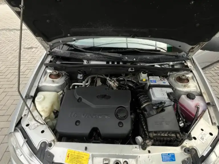 Продам ваз калину в кузове седан.
Ваз 1118
Ваз kalina
Кому как удобно)
Автомобиль в отличном состоянии, двигатель 16-клапанный, работает ровно, масло не берёт.
Ходовая мягкая как мячик.
Кузов в хорошем состоянии никогда не требовал сварки и ей не подвергался, за машиной следили обрабатывали, и не запускали.
Кондиционер работает, радиатор печки новый, грм поменял вместе с помпой( можем открыть и увидеть все своими глазами).
Подогревы сидений так же жарят, обогрев заднего стекла работает вместе с обогревом зеркал.
Работают все лампочки, каждая кнопочка. По музыке так же стоят хорошие динамики, и новая магнитола.
За машину не стыдно, есть один момент, о нем по телефону.
По документам чистая как слеза младенца, а так же важно, есть тех. Осмотр.
Если есть вопросы могу ответить по телефону
Цена 390.000 торг
+7949-024-12-22

📞 Звоните: +7(949)0241222 - фотография - 8