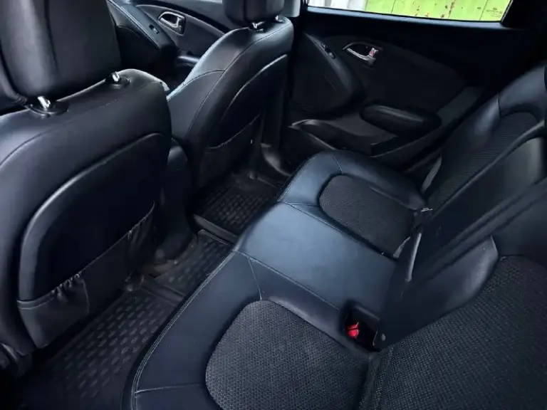 Продам
Hyundai ix35
2012Года
1 Владелец по птс!!
Мотор 2.0
Пробег 176
Акпп в идеальном
Состоянии
4Wd масло заменено
Полная кожа
4 Стекло подъемника
4Х зонный климат контроль
Подогрев лобового
И заднего стекла стекла
Все стекла в круг родные !!!!!
Хорошая музыка
Опрятный салон
Осмотр
Г. Донецк
Оформление в мрэо
  Техосмотр пройден
+7 (949) 536-31-76 - фотография - 6