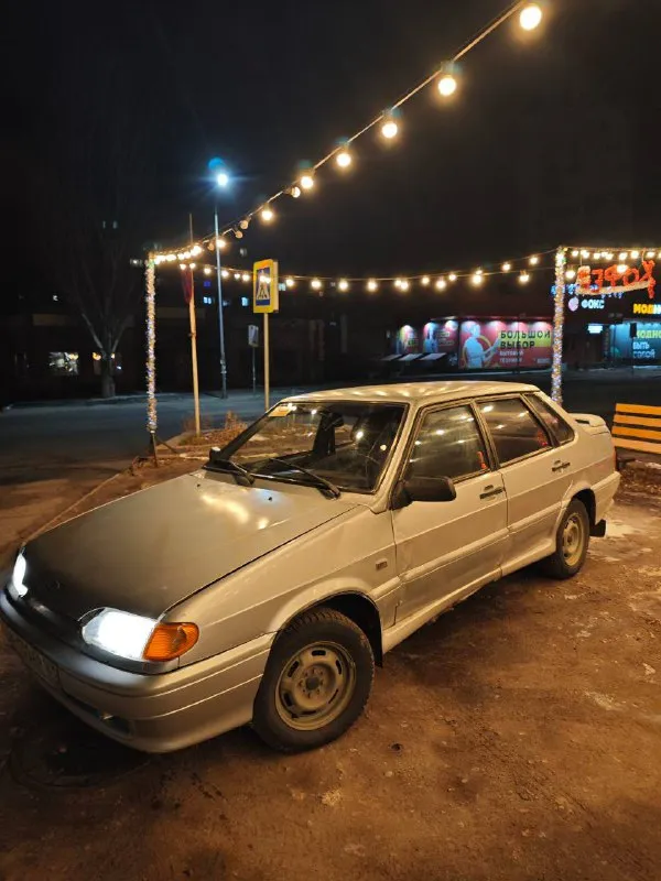 🚘Продам ваз 2115
Дно, пороги поварены, стаканы полностью целые, по внешке косяки видно на фото, на езду не влияет!
Двигатель 1.6 8 кл, работает прекрасно, недавно делали кап. Ремонт, не троит не дымит, едет бодро.
Кпп без нареканий, переключает мягко, не хрустит не выбивает, сцепление недавно меняли.
Ходовая часть отличная, ничего не стучит, шрусы не хрустят, дорогу держит уверенно
Салон чистый, ухоженный. Все работает как положено. Печка жарит, фары повороты горят, ручник работает. Стоит простая музыка.
Резина новая зимняя шипованная
Машина на хорошем ходу каждый день. Использовалась как рабочая. Обслуживалась вовремя.
На данный момент срочных вложений не требует, обслужена: масла фильтра, грм, антифриз, поменяны. Машина в ходу очень хорошая.
Документы в полном порядке. На учёте стоит. Переоформление без проблем
Г. Енакиево
+79490496337
📲 Tg: 🩶
📞 Звоните: +7(949)0496337 - фотография - 3