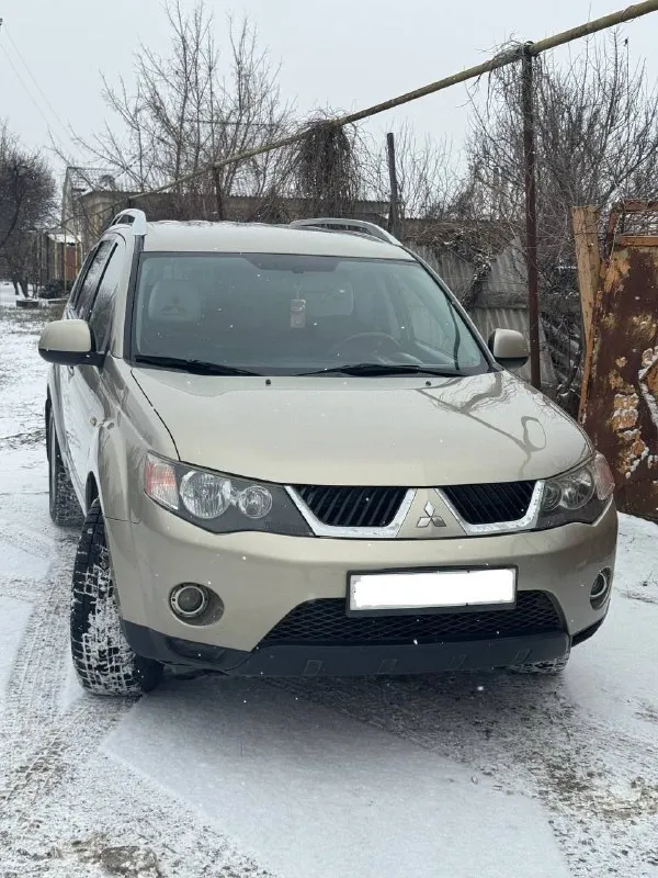 Mitsubishi outlander xl, японец
Год выпуска: 2008 год
Пробег: 243 000
Объём двигателя: 2,4 л.
Топливо: газ/бензин
Кпп:
Собственник: да
Цена: 1 200 000
Город: станица луганская.
Вопросы по телефону: +79595211341
+79595211358
📞 Звоните: +7(959)5211341 - фотография - 4
