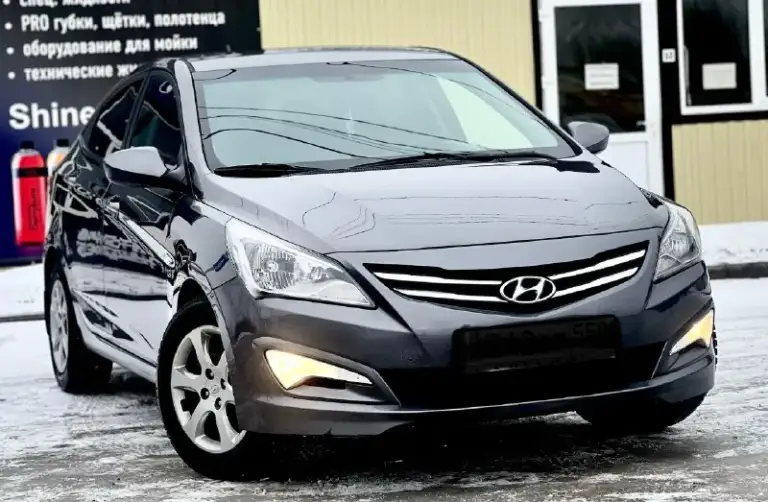 Продам hyundai solaris
Год:2016
Коробка:автомат
Мотор:1.6
Цена:1.050.000₽
Номер: +79491003435 или +79493687228 на обоих номерах есть телеграмм связь не всегда хорошо ловит!
Авто в прекрасном внешнем и техническом состоянии, вложений не требуют от слова совсем, как говориться сел и поехал, экономичный и надежный мотор 1.6 в паре с классическим шести ступенчатым автоматом, кузов авто выглядит как на фото без ржавчины и повреждений, машина в хорошей комплектации, кондиционер, мульти руль, подогревы сидений, парктроники, четыре стекло подъемника, электра зеркала, полный бортовой компьютер, датчики дождя и свет, обогрев переднего и заднего стекла, и многое другое, большое информация по телефону
📞 🇷🇺 Звоните: +79491003435 - фотография - 1