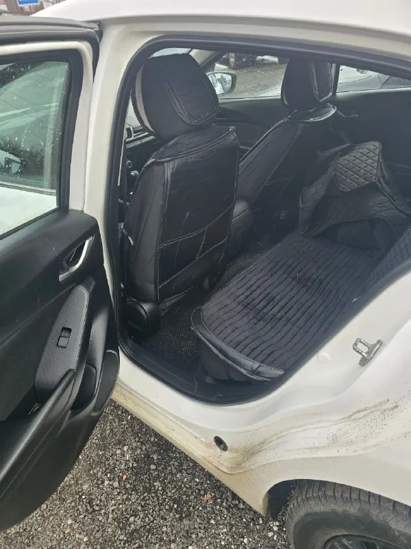Продам!
Mazda 3 2014 год, 1.6 двигатель, пробег 140.000 км (родной)
Авто в хорошем состоянии, в техническом плане без нареканий, коробка не пинает, двигатель работает тихо, экономичный японец ☝️
На 180 регионе, приобретал для себя, но понял что паркетник мне больше по душе, звоните, пишите, приезжайте на осмотр, территориально макеевка, минимальный торг у капота 🤝
Цена: 1 270 000 ₽
📞 +7 (949) 894-54-88
📞 Звоните: +7(949)8945488 - фотография - 5