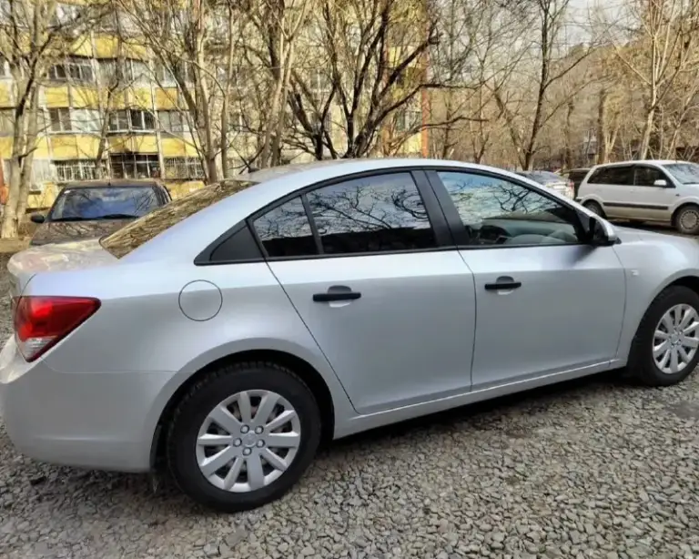 Chevrolet круз 2012г кузов в отличнейшем состоянии, в дтп не был, полностью в родном окрасе машина хозяйская, за всю историю всего 2 владельца, у последнего была более 11 лет оригинал птс оригинальный пробег 147тыс самый надежный двигатель 1.6 на механике работает тихо, не дымит, вложений не требует грм меняли на 110тыс, масло каждые 6-7 тысяч на отличной зимней шипованной резине цену вижу 850тыс звоните или пишете в телеграм +79494129599 донецк
📞 Звоните: +7(949)4129599 - фотография - 2
