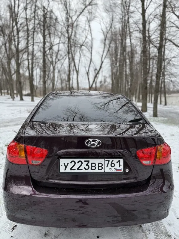 Продам hyundai elantra🔥
Год выпуска:2008🔥
Пробег, км:180.000(оригинал) 🔥
Модификация:1.6мт 🔥
Тип двигателя:бензин🔥
Коробка передач :механика 🔥
Привод:передний🔥
Тип кузова : седан🔥
Koмплeктaция: gls🔥
Цвет: фиолетовый🔥
Машина на полном ходу, не требует никаких вложений от слова совсем. Сделана полная полировка кузова. Установлена новая зимняя шипованная резина. Обслужена ходовая часть автомобиля.
Мотор в идеальном состоянии, не троит, не дымит, не имеет каких либо посторонних звуков.
Мкпп-в идеальном состоянии, все передачи включаются мягко, без хрустов, ничего не выбивает.
Ходовая-мягкая, ничего не стучит, не тарабанит, всё что нужно было - поменяно.
Салон в идеальном состоянии, без потертостей и каких-либо нюансов.
Так же имеется видео, по просьбе отправлю для более лучшего осмотра авто.
Готов к выезду в любой сервис по вашему желанию.
Многое могу не описать. При встречу всё расскажу и покажу.
Цена:599.999 тысяч
Возможен пригон по договоренности.
Возможен обмен.
Номер для связи: +79495752024 - фотография - 4
