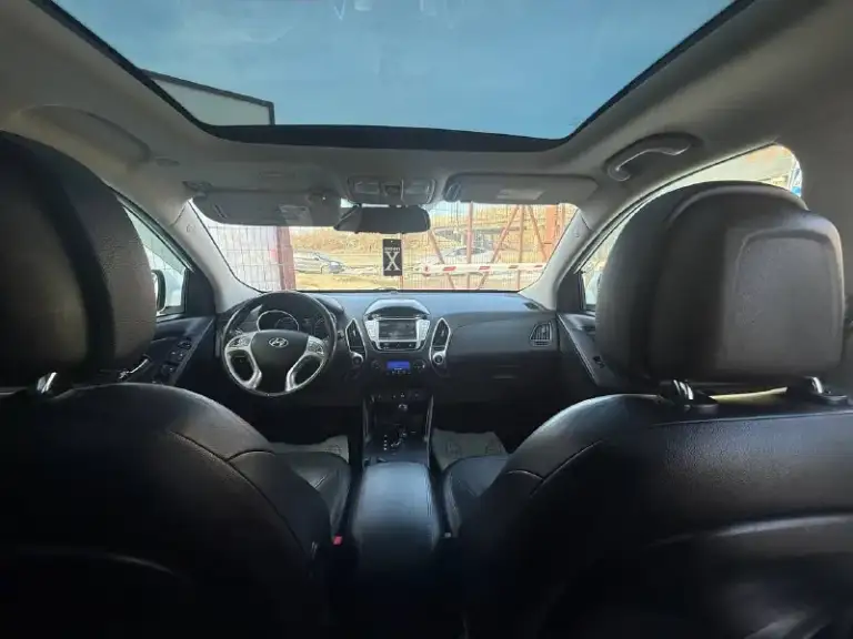 🚗
Hyundai ix35 г( 2013 рестайлинг ) цена 1450000 кпп автомат пробег 150 птс оригинал без дтп самая максимальная комплектация панорамная крыша противоугонная система сигнализация
Без ключевой доступ
Помощь при вождении:
Круиз-контроль
Парктроник задний и передний
Камера заднего вида и переднего
(Система автоматической парковки )
Система помощи при старте в гору
Датчик света
Датчик дождя электростеклоподъемники передние и задние электропривод зеркал
Охлаждаемый перчаточный ящик
Подогрев сидений водителя и пассажира обогрев зеркал обогрев заднего стекла обогрев зоны стеклоочистителей мультимедиа и навигация: навигационная система сабвуфер infinity
Bluetooth aux 6 колонок авто в идеале все вопросы по телефону: +7(949)4737372 (+79081827373 телеграмм )
Цена: 1450000 ₽
📲 Tg: андрей
📞 🇷🇺 Звоните: +79494737372

Авторынок днр донецк - фотография - 7