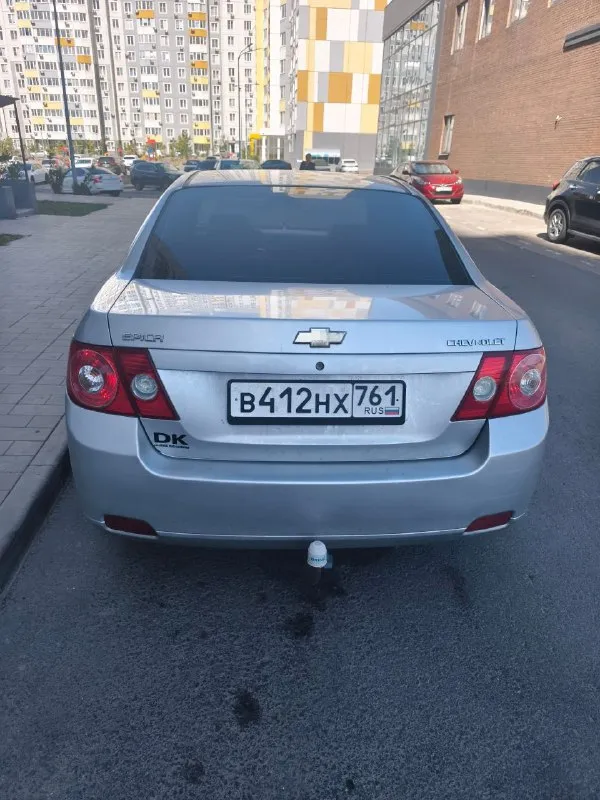 Продаю chevrolet эпика 2007 г в двигатель бензин 2.0 пробег 145к. Владею машиной 9 лет машина в хорошем техническом состоянии. Кондиционер работает печка греет мотор и коробка работает ровно без нареканий. Коробка механика переключается как положено не хрустит не трещит. Поменял передние стойки пружины зад и перед тормозные диски вокруг. Также масло в моторе и чуть раньше в коробке. Замена ремня сцепления и запчастей по ходовке. Машина своя следил и ремонтировал вовремя для себя. Стекла все родные также вся в родном окрасе. Естественные следы эксплуатации имеются. Машина бодрая комфортная сел и поехал. На вопросы отвечу +79494097283 +79185944958 телеграмм цена 550 небольшой торг у капота. Осмотр снежное
📞 Звоните: +7(949)4097283 - фотография - 3