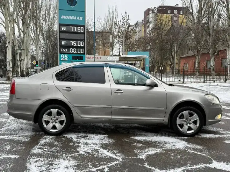 Продам skoda octavia a5
1.6 Mpi
Год выпуска 2010.
Состояние идеальное.
Сервисные книги.
3 Владельца
Вложений не требует!
Коробка без нареканий!
Все обслужено!
Любое оформление!
Электроника вся рабочая!
Кондер в том числе.
Салон не затертый
4 Стекла подъемника
Хорошая акустика.
Диски r16
Авто полностью обслужена.
Стекла все родные
Цена 765-000₽
+7-949-794-46-27
Звоните в любое время
📲 Tg: евгений
📞 Звоните: +7(949)7944627 - фотография - 3