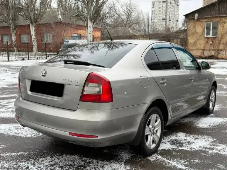 Продам skoda octavia a5
1.6 Mpi
Год выпуска 2010.
Состояние идеальное.
Сервисные книги.
3 Владельца
Вложений не требует!
Коробка без нареканий!
Все обслужено!
Любое оформление!
Электроника вся рабочая!
Кондер в том числе.
Салон не затертый
4 Стекла подъемника
Хорошая акустика.
Диски r16
Авто полностью обслужена.
Стекла все родные
Цена 765-000₽
+7-949-794-46-27
Звоните в любое время
📲 Tg: евгений
📞 Звоните: +7(949)7944627 - фотография - 6